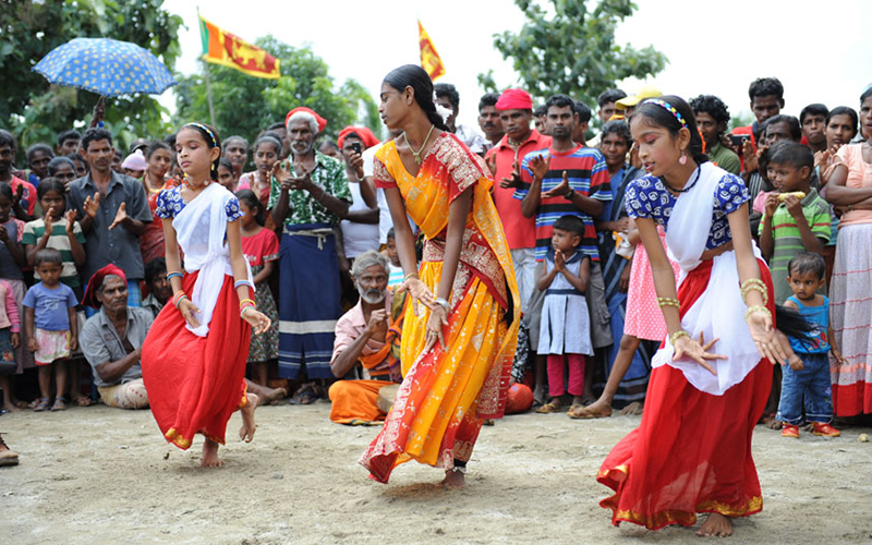 Ahikuntika people in Sri Lanka, Gypsy in Sri Lanka, Ahikuntika community