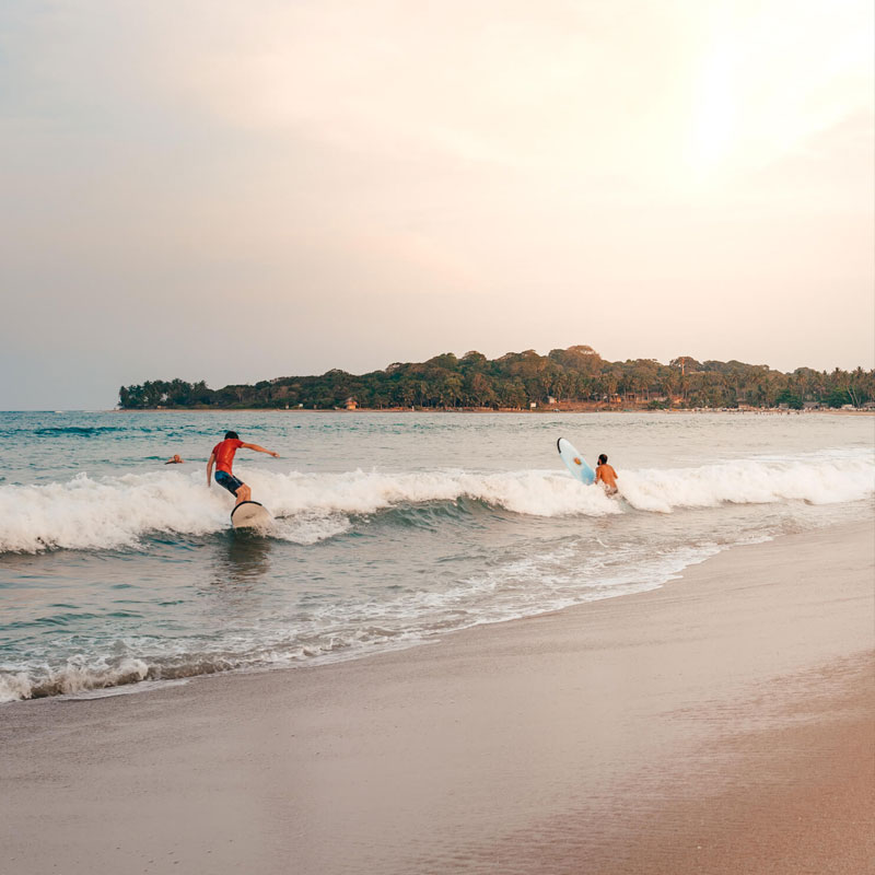 Arugam Bay Sri Lanka - Best time to surf - Surfing in Arugam Bay - Arugam Bay Sri Lanka - Things to do in Arugam bay - Surf breaks in Arugam Bay - Surfing Sri Lanka - Arugam Bay Surf