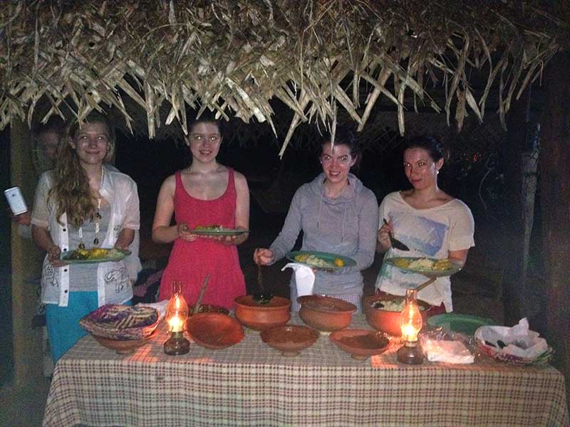 Dine and Experience Sri Lankan Food, Sri Lankan Food Experience in Sri Lanka, Sri Lanka Experiences, Dine experience Sri Lanka
