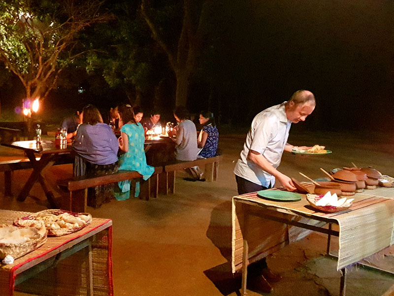 Dine and Experience Sri Lankan Food, Sri Lankan Food Experience in Sri Lanka, Sri Lanka Experiences, Dine experience Sri Lanka