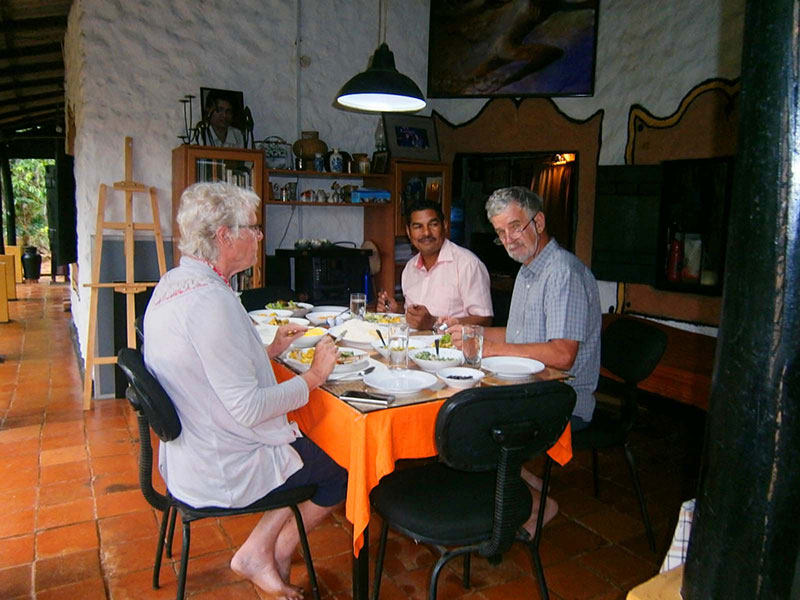 Staying in Sri Lanka - Staying with a Local Family in a Homestay in Sri Lanka - Sri Lanka Staying with a Local Family in a Homestay - Sri Lanka Homestay Experience - Stay in Sri Lanka Local Family