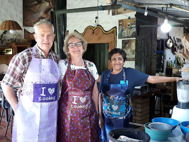 Sri Lanka cooking demonstration, Sri Lanka food tours, Learn how to cook a Sri Lankan meal