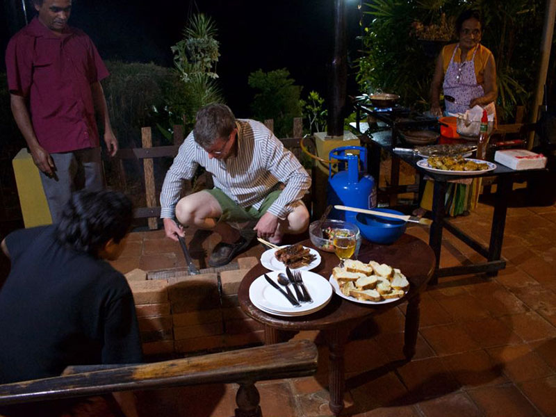 Sri Lanka cooking demonstration, Sri Lanka food tours, Learn how to cook a Sri Lankan meal