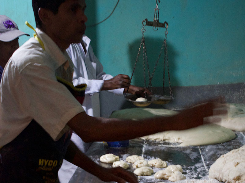 Village Bakery Experience - Bakery visit in Sri Lanka - Sri Lanka village bakery visit