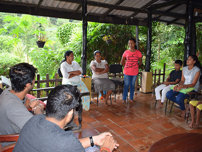 Speak English Classes - Volunteer at a 'Speak-in-English' Class in Kandy - English Classes in Kandy