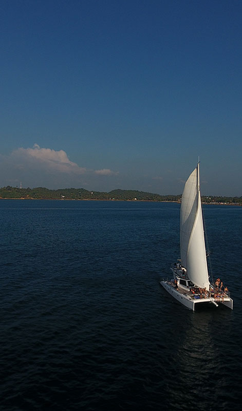 Luxury Cruise Yachts Sunset Cruises  in Sri Lanka - Cruise Tours in Sri Lanka - Luxury Yachts Sunset Trips in Sri Lanka - Sailing trips in sri Lanka - Mirissa Catamaran trips - Catamaran trips in Mirissa - Sri Lanka Luxury Yachts