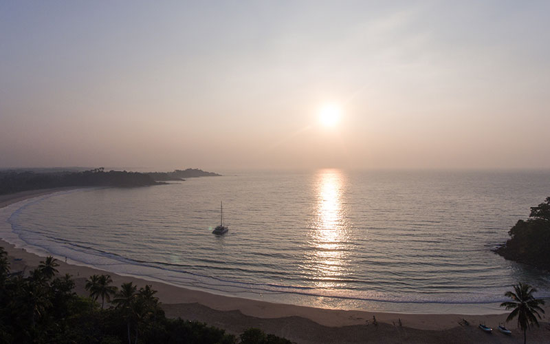 Luxury Cruise Yachts Sunset Cruises  in Sri Lanka - Cruise Tours in Sri Lanka - Luxury Yachts Sunset Trips in Sri Lanka - Sailing trips in sri Lanka - Mirissa Catamaran trips - Catamaran trips in Mirissa - Sri Lanka Luxury Yachts
