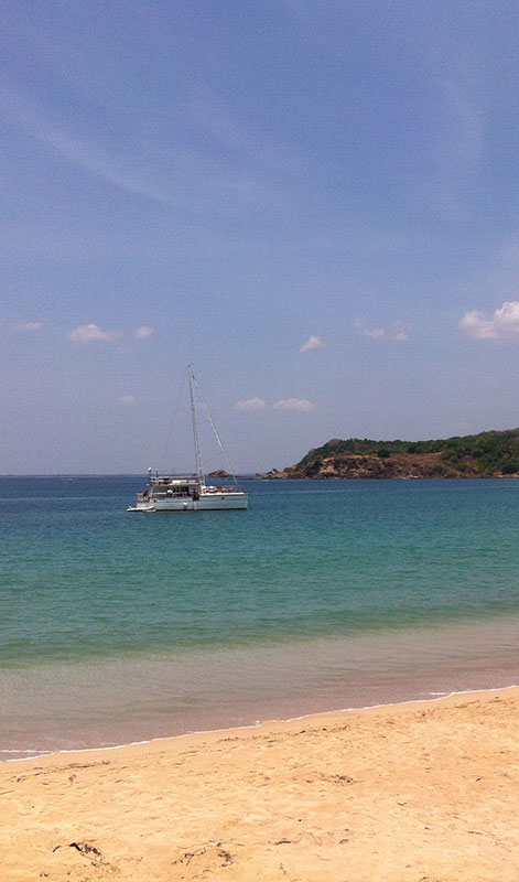 Luxury Cruise Yachts Sunset Cruises  in Sri Lanka - Cruise Tours in Sri Lanka - Luxury Yachts Sunset Trips in Sri Lanka - Sailing trips in Trincomalee - Trincomalee catamaran trips - Catamaran Trips in Trincomalee - Sri Lanka sailing tours