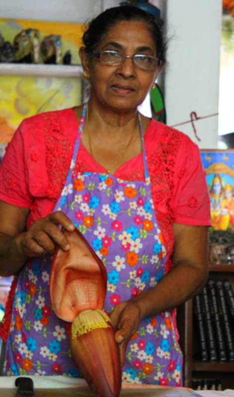 Sri Lanka cooking demonstration, Sri Lanka food tours, Learn how to cook a Sri Lankan meal, Sri Lanka Cooking Lesson Trip in Galle, Sri Lanka food and cooking demontration in Galle, Market tours in Galle