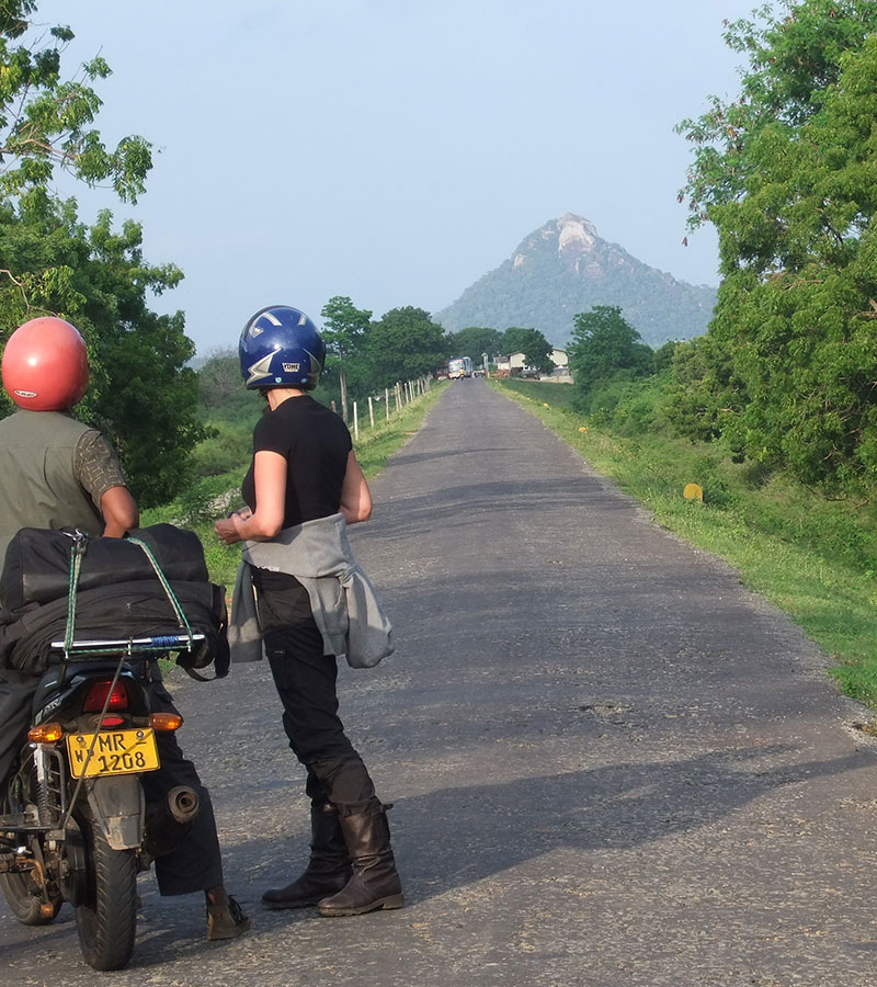 Trek through the country side and Trekking Trips in Sri Lanka - Trek through the Country Side  and scenic trekking tours in Sri Lanka - Trek through the Country Side  and trekking tours - Trekking Trips in bentota - Country Walk in Sri Lanka - Village Walk in Sri Lanka