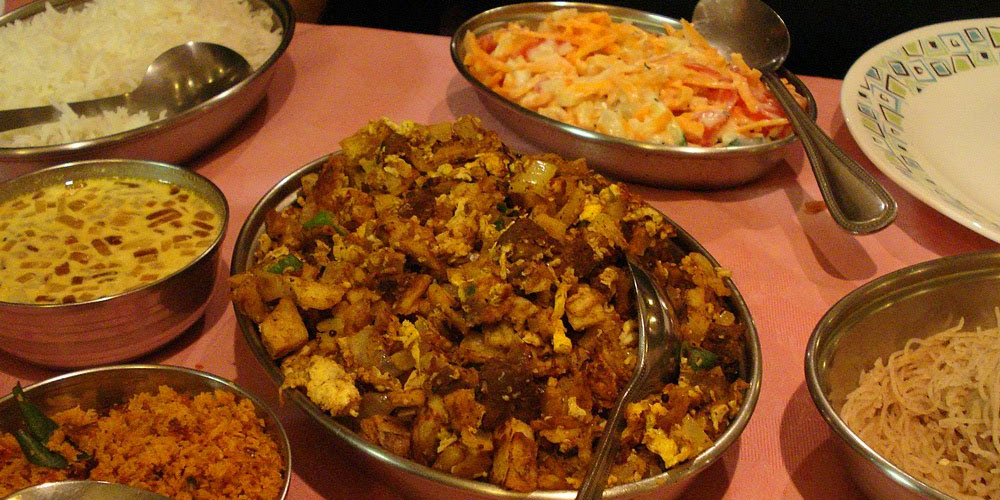 Eat an authentic Jaffna meal at a local home, Authentic Jaffna meal in Sri Lanka, Authentic meal in Sri Lanka, Authentic Experience Sri Lanka, Jaffna Tours Sri Lanka, Authentic Tours Jaffna