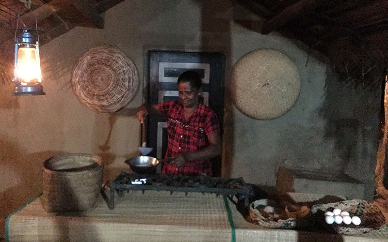 Dine and Experience Sri Lankan Food, Sri Lankan Food Experience in Sri Lanka, Sri Lanka Experiences, Dine experience Sri Lanka