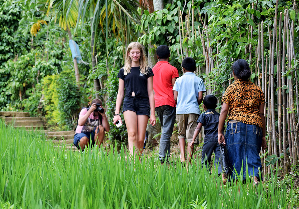 Rural Village Walk in Kandy, Sri Lanka with Kids, Kandy Village Walk in Sri Lanka, Heel Oya Rural Village Walk, Trekking Tours in Kandy Sri Lanka with Kids, Kandy
