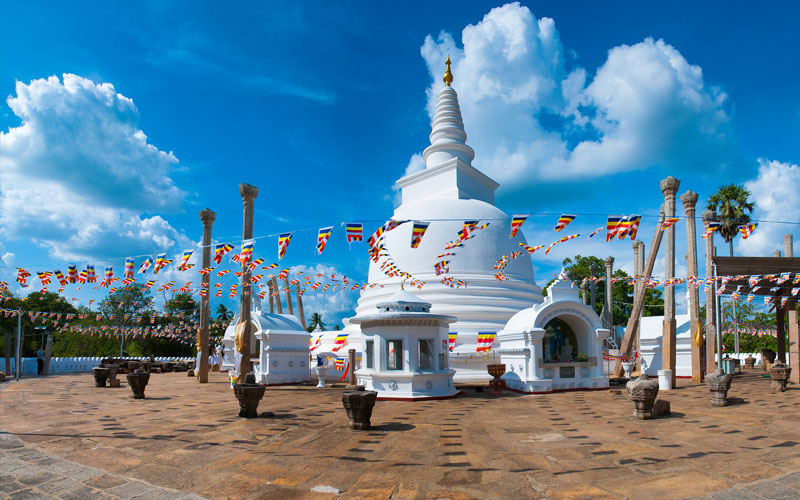 Anuradhapura Tours - Tours in Anuradhapura Sacred city - Tours in Anuradhapura  Sri Lanka - Visit Anuradhapura Sacred city - Sacred City in Anuradhapura - Ruins in Anuradhapura