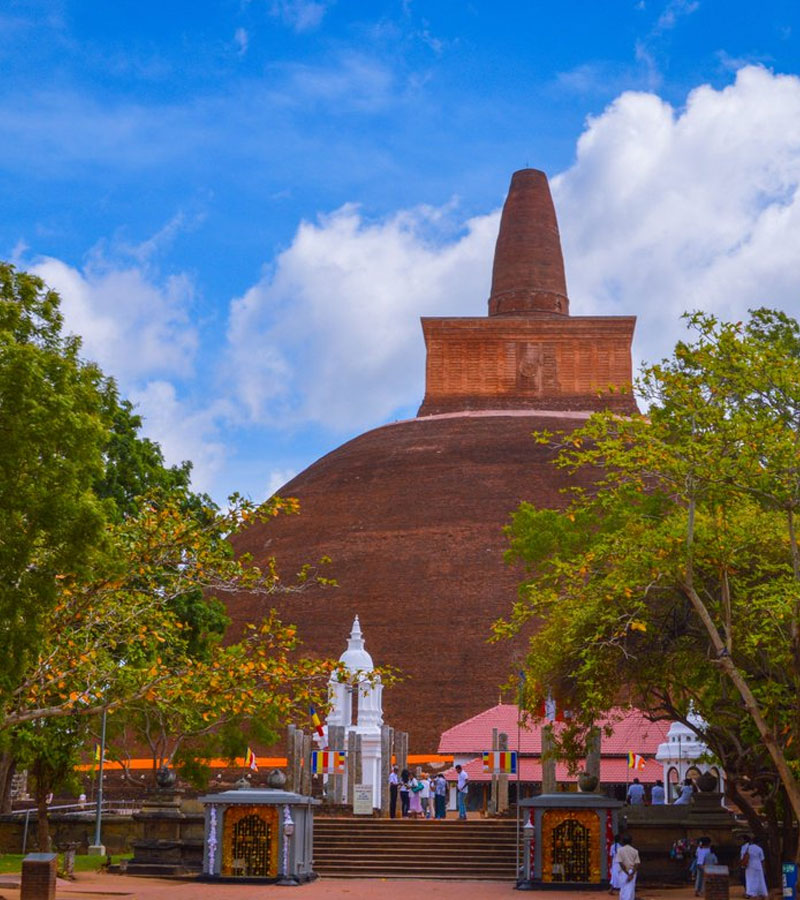 Anuradhapura Tours - Tours in Anuradhapura Sacred city - Tours in Anuradhapura  Sri Lanka - Visit Anuradhapura Sacred city - Sacred City in Anuradhapura - Ruins in Anuradhapura