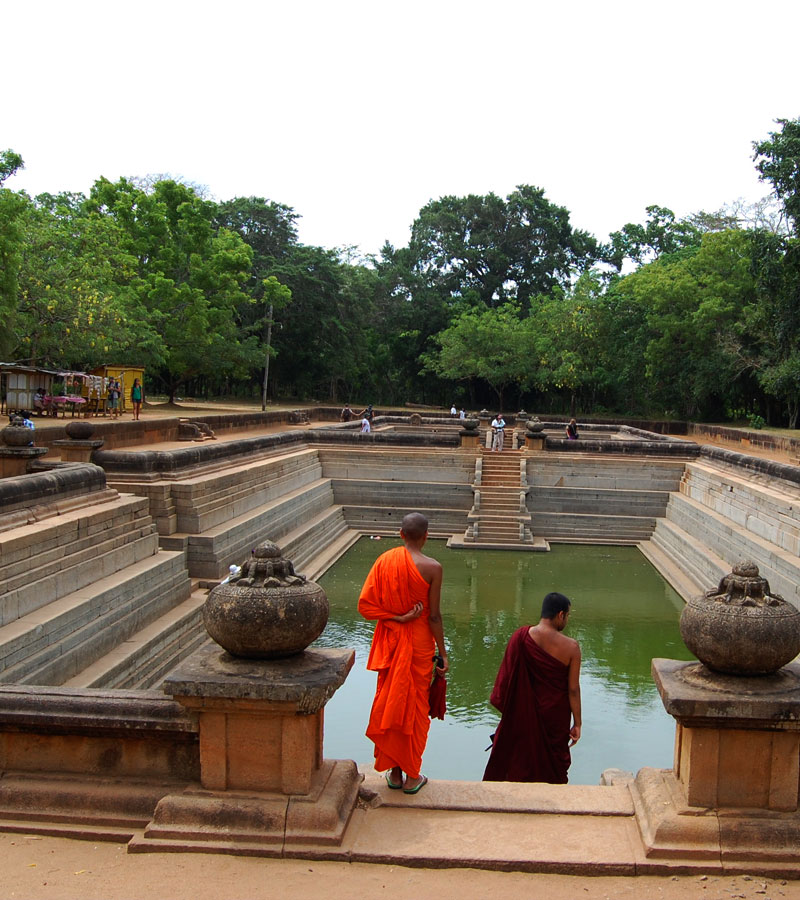 Anuradhapura Tours - Tours in Anuradhapura Sacred city - Tours in Anuradhapura  Sri Lanka - Visit Anuradhapura Sacred city - Sacred City in Anuradhapura - Ruins in Anuradhapura