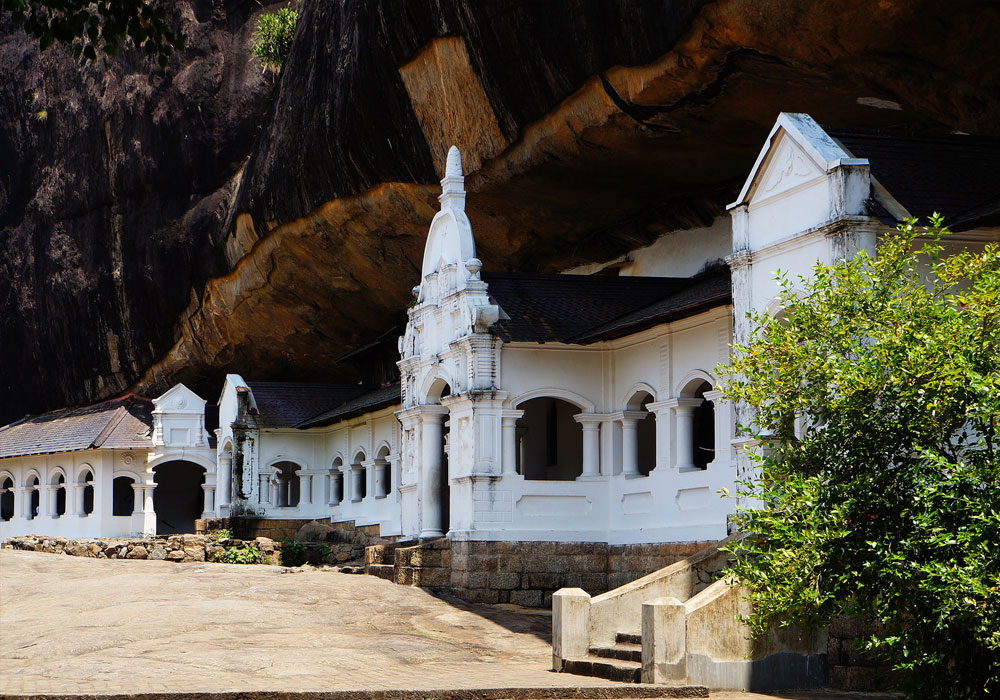 Dambulla Tours - Tours to Dambulla Cave Temple - Tours in Dambulla Sri Lanka - Dambulla Cave Temple Visit - Cultural Tours in Dambulla - Dambulla Temple visit