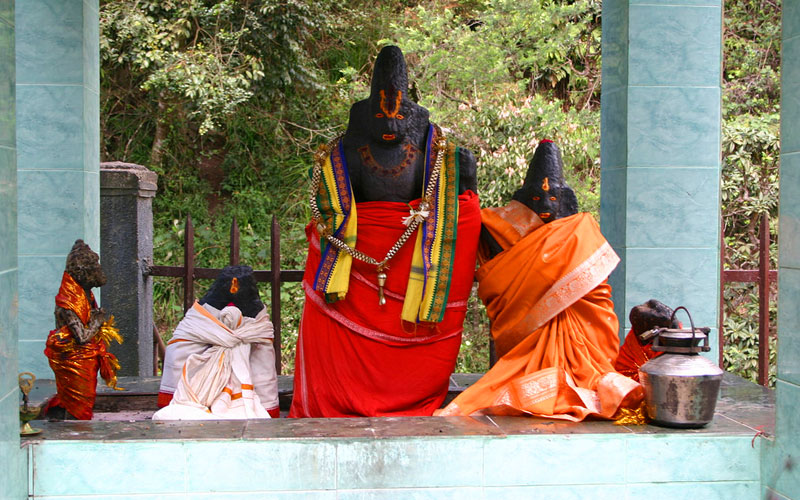 Visiting a Hindu Temple, Sri Lanka Hindu Temples, Temples in  sri Lanka, Sri Lanka sacred city, Hindu temples in Sri Lanka