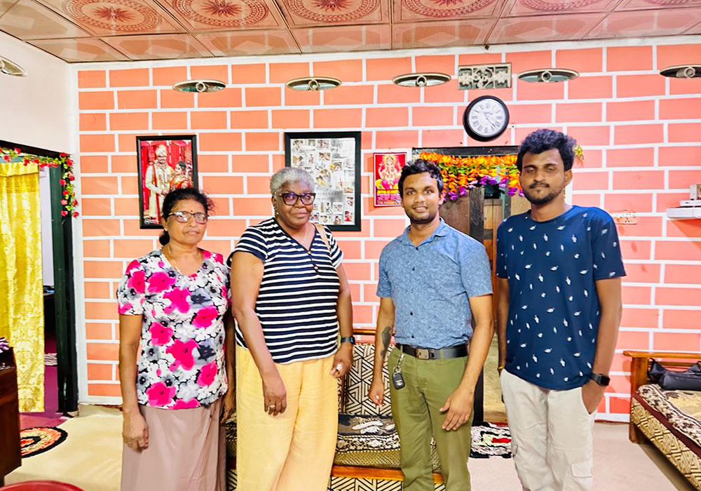Eat an authentic Jaffna meal at a local home, Authentic Tours Jaffna, Authentic Jaffna meal in Sri Lanka, Authentic meal in Sri Lanka, Authentic Experience Sri Lanka, Jaffna Tours Sri Lanka 