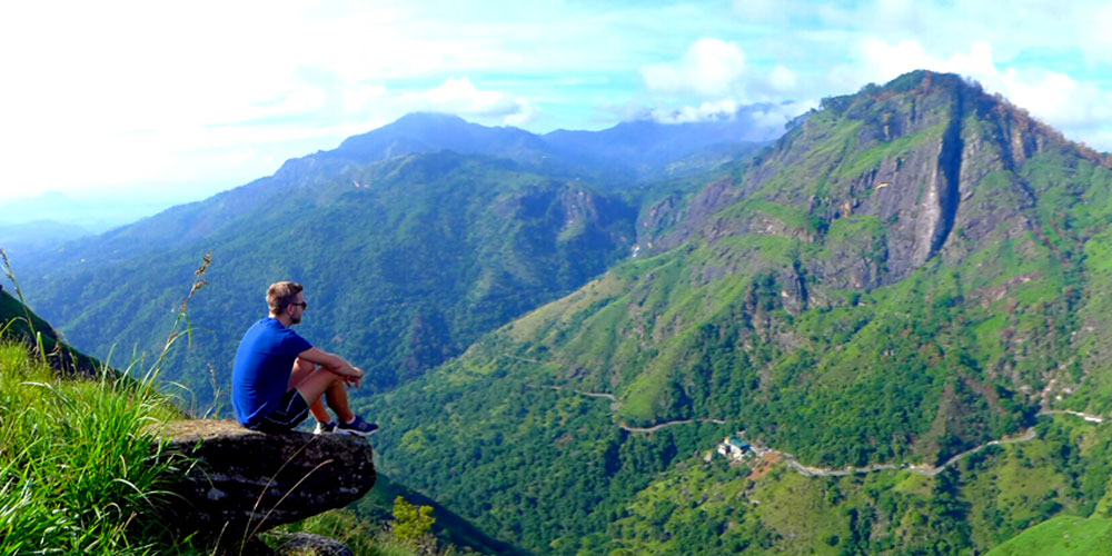 Little Adam's Peak Sri Lanka - Climbing Little Adam's Peak - Ella - Hiking Little Adam's Peak in Sri Lanka - Trek to Little Adam's Peak - Ella Hike - Ella Trekking Tours - Mini Adams Peak - Ella, Sri Lanka