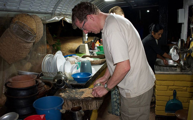 Cooking in Kandy - Stay with a local family - Sri Lankan Rice and Curry - Sri Lankan Cooking Demonstartion - Culinary Experience in Sri Lanka - Food Tours - How to Cook Sri Lankan meal - Sri Lankan Spices - Food and Cooking Tours - Food Tours in Sri Lanka