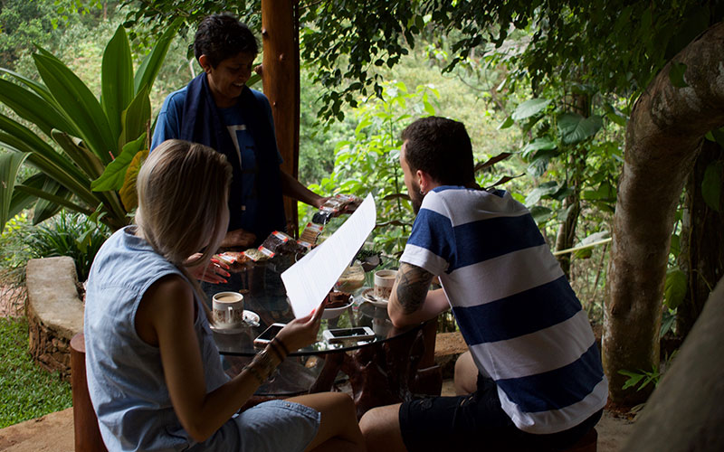 Cooking in Kandy - Stay with a local family - Sri Lankan Rice and Curry - Sri Lankan Cooking Demonstartion - Culinary Experience in Sri Lanka - Food Tours - How to Cook Sri Lankan meal - Sri Lankan Spices - Food and Cooking Tours - Food Tours in Sri Lanka