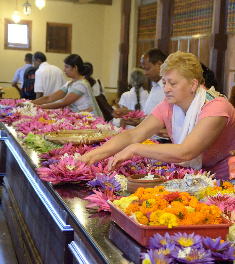 Experiencing a visit to the Temple of the Tooth - Visit Temple of the Sacred Tooth Relic on your trip to Kandy - Temple of the tooth relic, Kandy - Kandy Day Tours - Cultural Trips in Kandy Sri Lanka - Sri Lanka Cultural Trips - Experiences in Kandy
