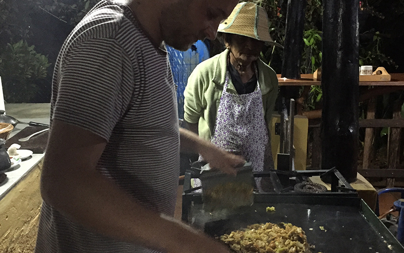 Dine and Experience Sri Lankan Food, Sri Lankan Food Experience in Sri Lanka, Sri Lanka Experiences, Dine experience Sri Lanka